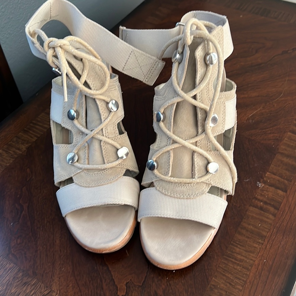 Sorel Heeled Sandal